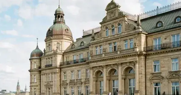 Domed historic city-centre building in northern Germany